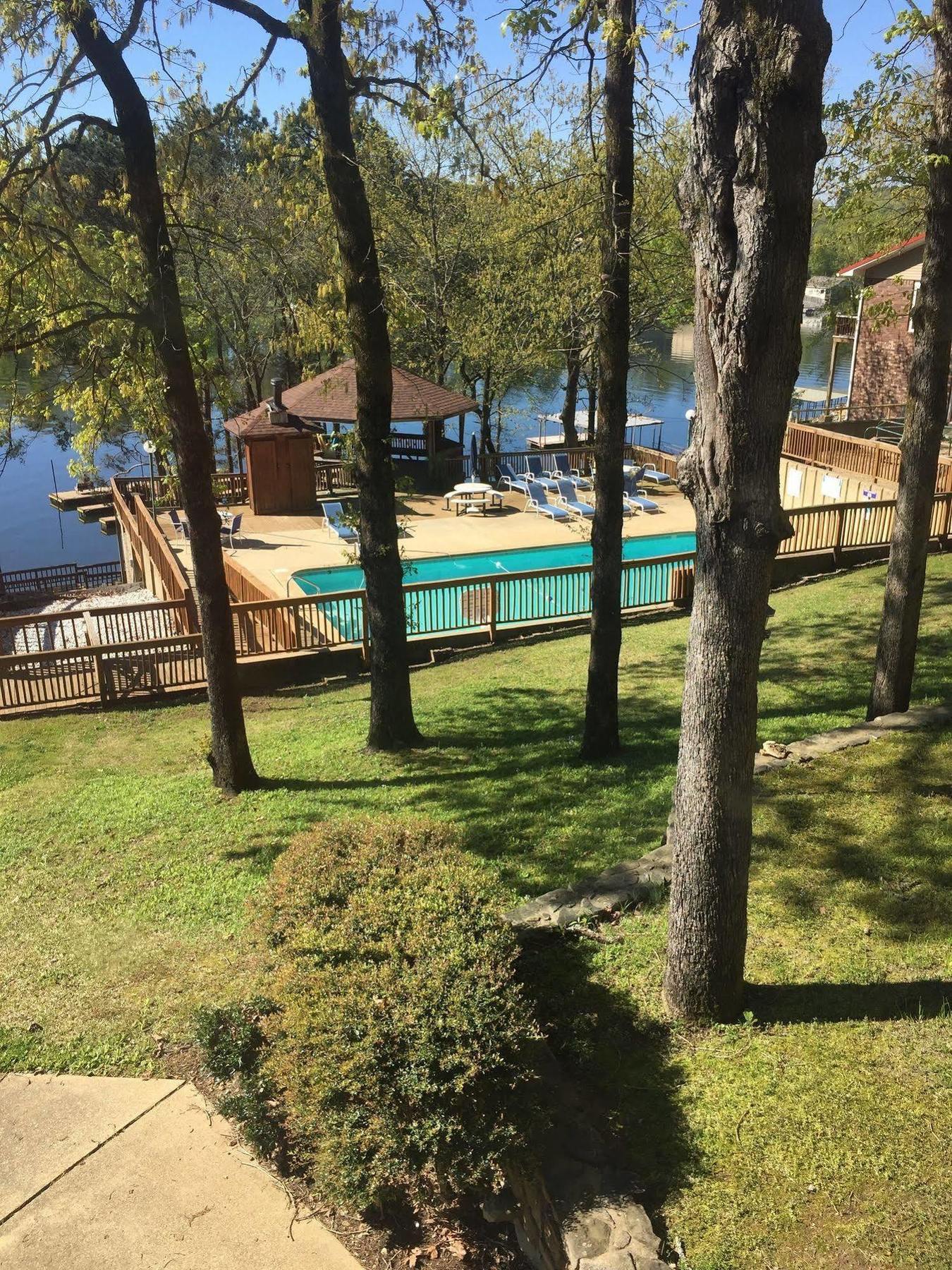 The Wharf Resort Lake Hamilton Экстерьер фото