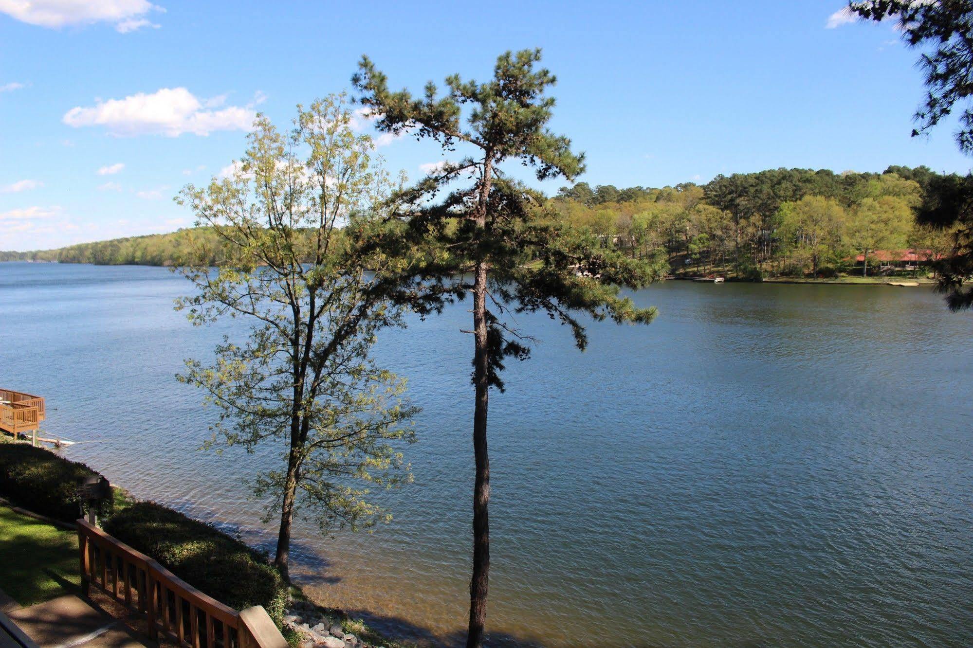 The Wharf Resort Lake Hamilton Экстерьер фото